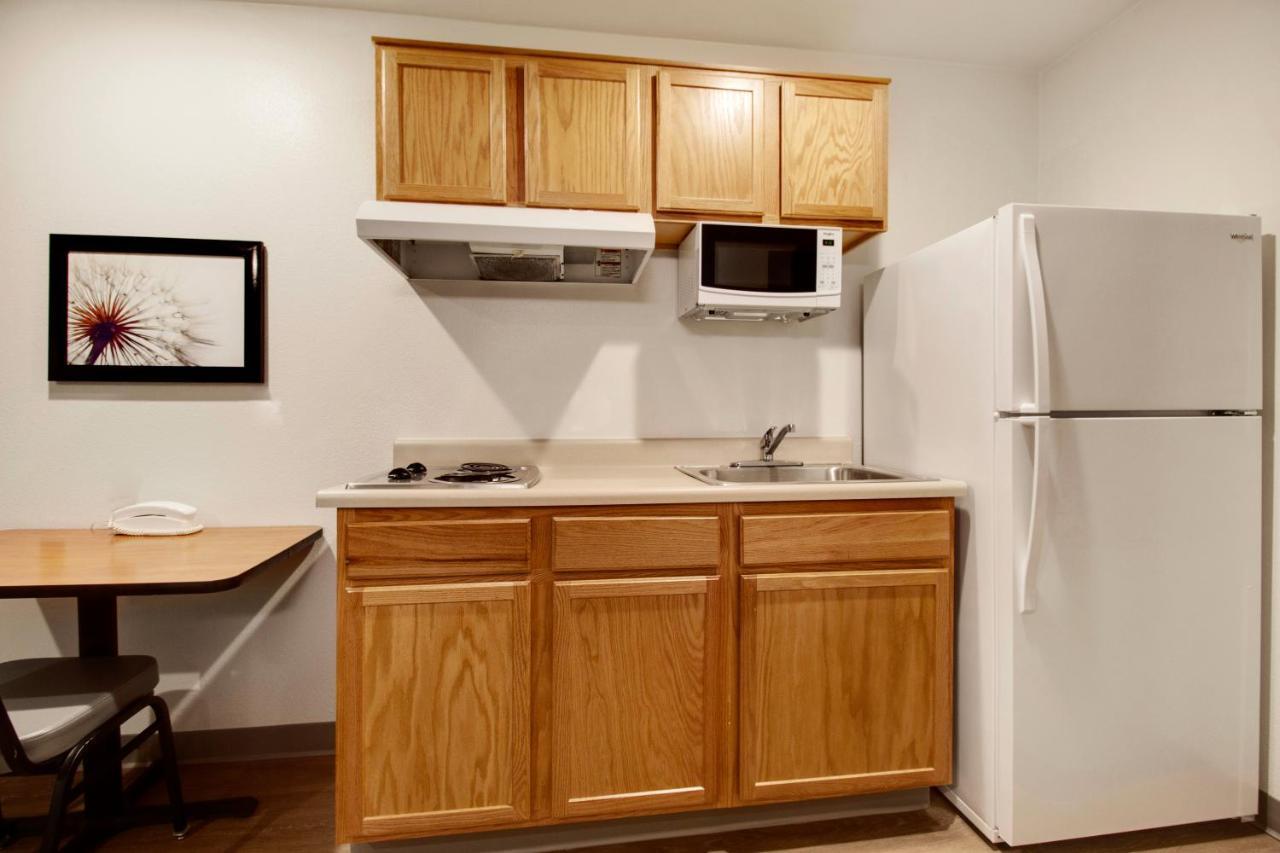 Woodspring Westchase Hotel 2*